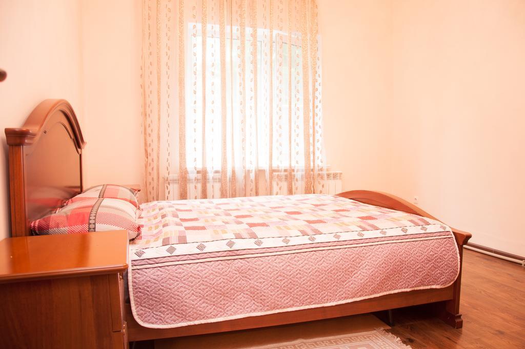 نزل Almaty Backpackers الغرفة الصورة