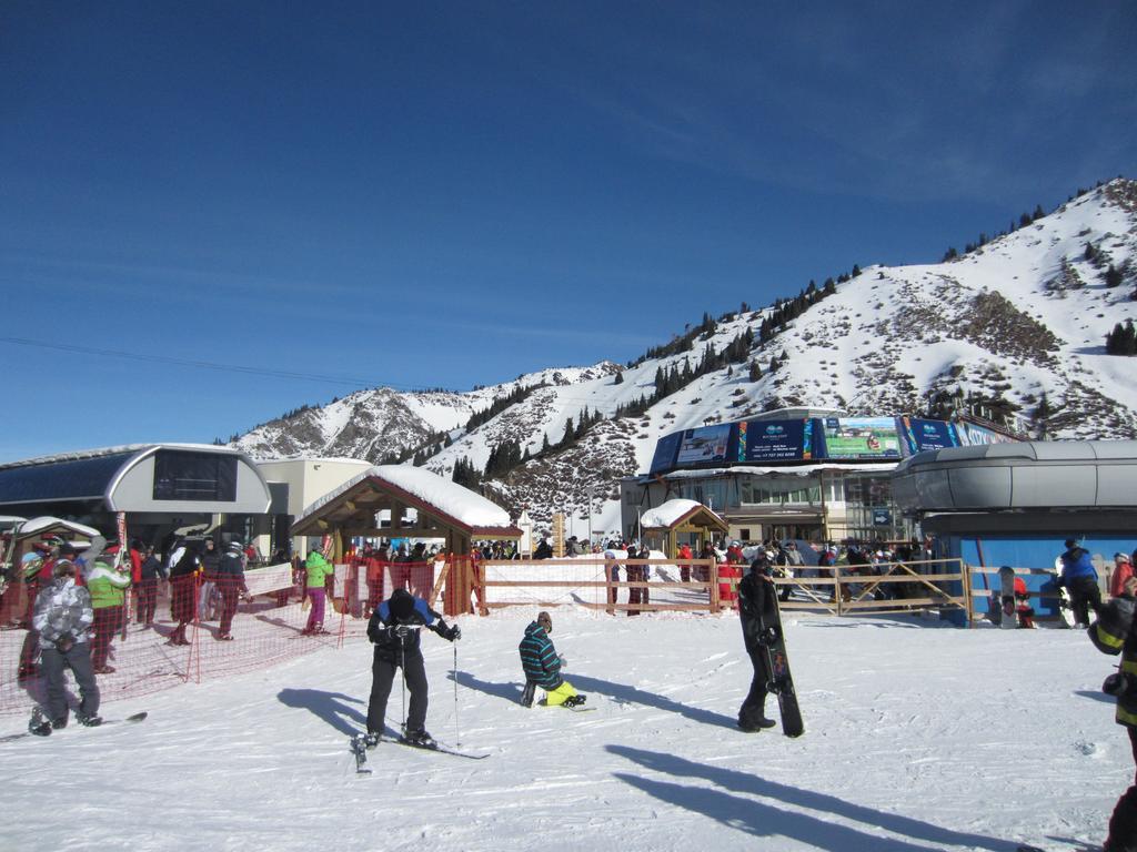 نزل Almaty Backpackers المظهر الخارجي الصورة